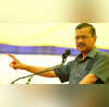 MCD में टूट गई केजरीवाल की पार्टी AAP के 15 पार्षदों ने दिया इस्तीफा थर्ड फ्रंट की तैयारी
