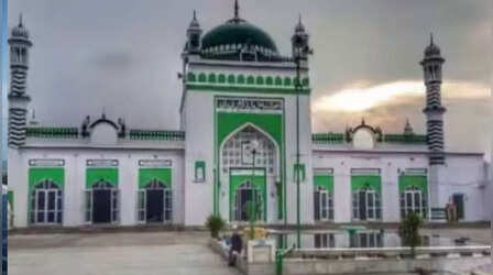 संभल जामा मस्जिद सर्वे मामले में मुस्लिम पक्ष को बड़ा झटका, इलाहाबाद HC ने खारिज की सिविल रिवीजन याचिका