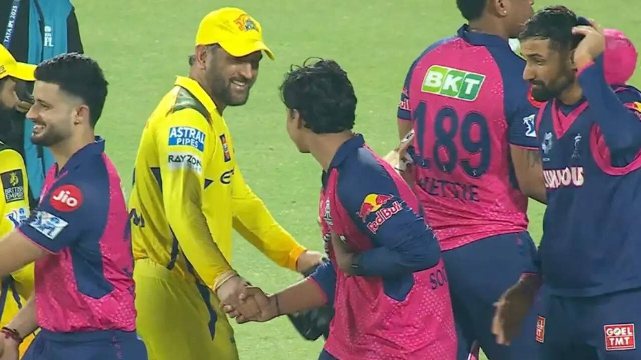 Vaibhav Suryavanshi MS Dhoni