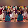 Dance Video पुष्पा-2 के गाने पर दोस्तों ने मचाया ऐसा धमाल यूजर्स बोले - इसे कहते हैं जबरदस्त डांस