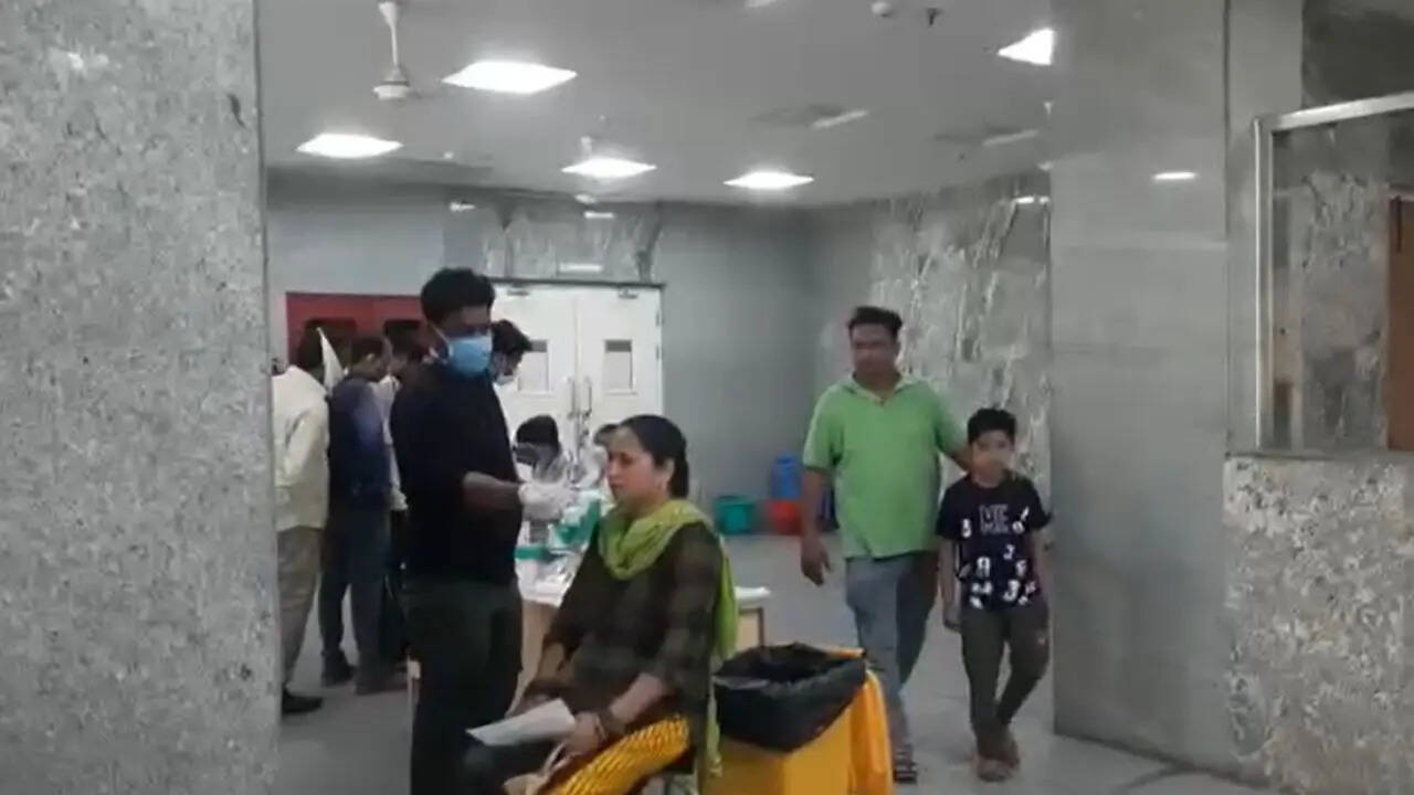 Corona in noida
