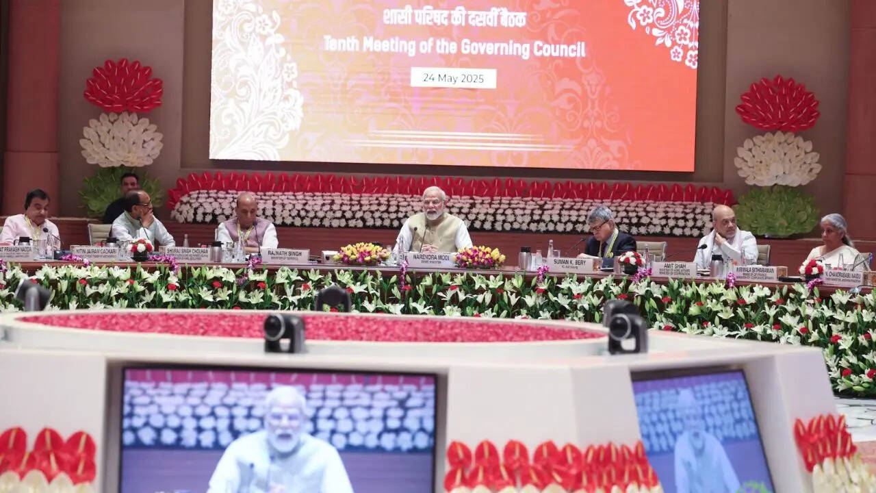 PM Modi Niti Aayok