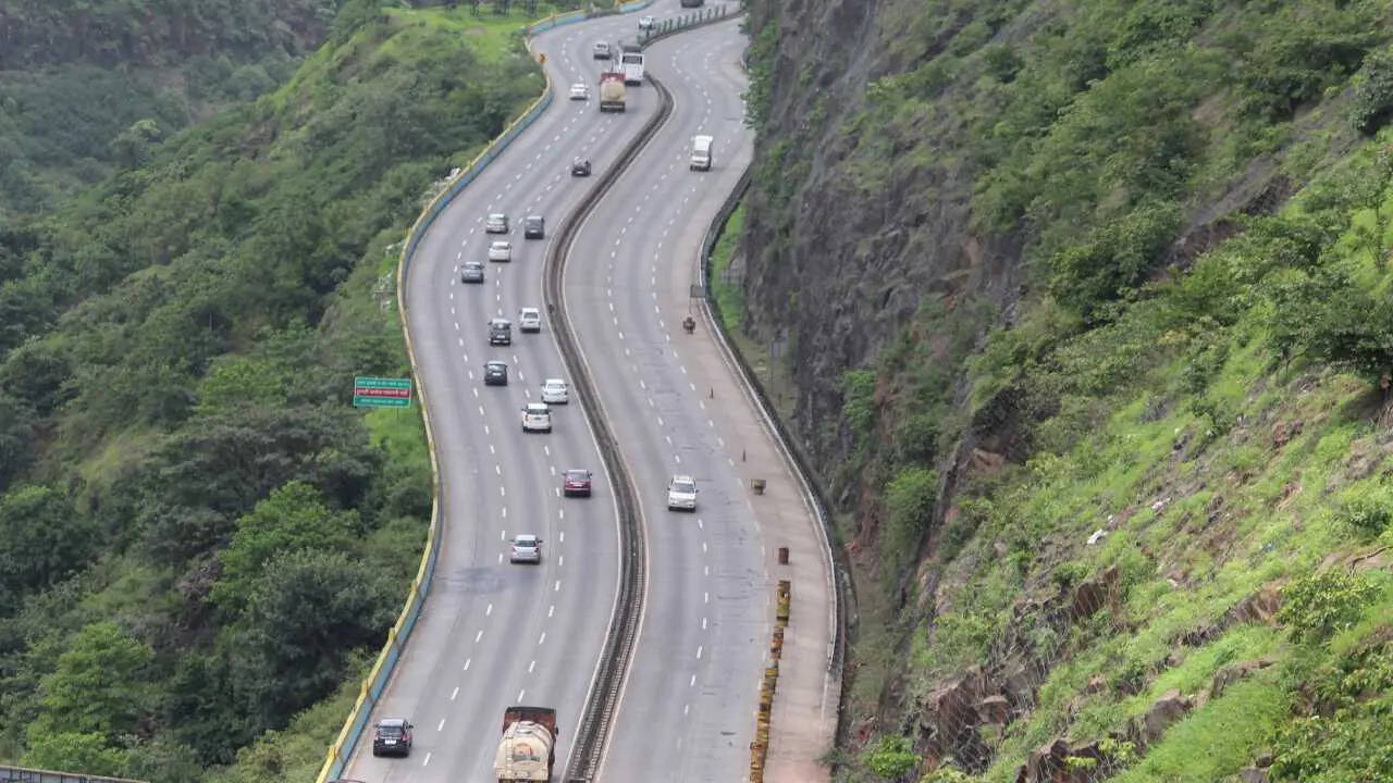 Mumbai-Pune Expressway