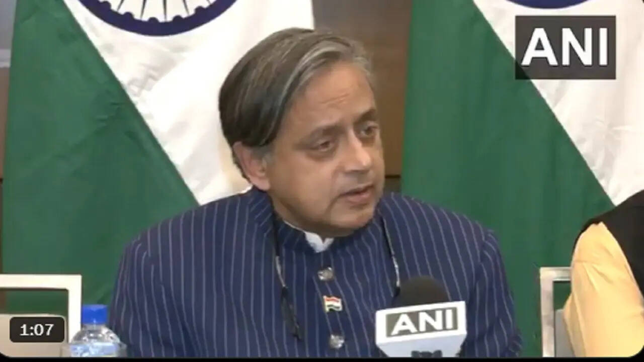 Shashi Tharoor