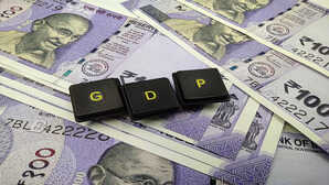 GDP Growth Q4 चौथी तिमाही में भारत की GDP वृद्धि 74 वित्त वर्ष 2025 की वृद्धि दर 65 रही