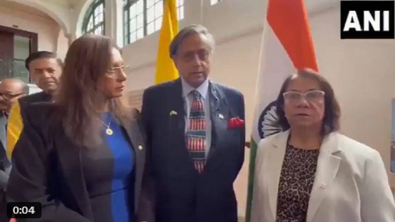 Shashi Tharoor