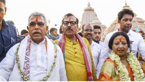 पहले पीएम मोदी की रैली और अब अमित शाह की जनसभा में भी नहीं दिखे दिलीप घोष बस एक गलती पड़ गई भारी