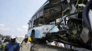 दुर्भाग्य खेल महोत्सव से लौट रही बस पुल से नीचे गिरी 22 एथलीटों की मौत मिलेगा 630 डॉलर मुआवजा