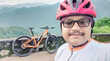 डायबिटीज होने पर शुरू किया साइकिल चलाना 13 साल में सवा लाख किलोमीटर की कर डाली सवारी अब इतना फिट है अधिकारी
