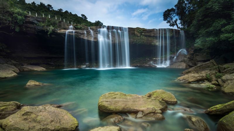 places to visit in meghalaya