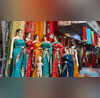 Delhi Saree Market ये है दिल्ली की सबसे सस्ती साड़ियों की मार्केट 1000 रुपये की रेंज में मिल जाएगी सेलिब्रिटी से इंस्पायर डिजाइनर साड़ियां