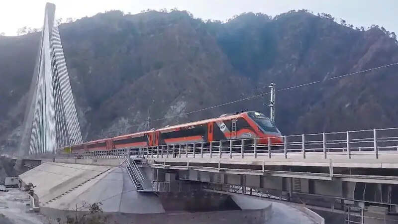 Katra-Srinagar Vande Bharat