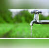 Delhi Water Crisis त्योहार पर पानी के लिए तरसे यमुनापार वाले बिना सूचना वॉटर सप्लाई हुई बंद