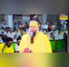 Mathura प्रेमानंद महाराज की रात्रि पदयात्रा भारी भीड़ के दबाव से स्थगित भक्तों में निराशा