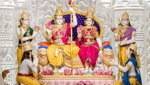 प्राण प्रतिष्ठा के बाद रामनगरी में आस्था का उत्सव सुबह से रामपथ पर श्रद्धालुओं का रेला सुरक्षा व्यवस्था चाक-चौबंद