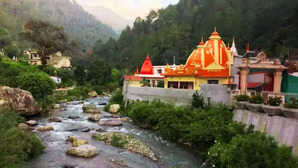 कैंची धाम जानें वाले ध्यान दें नैनीताल में लंबा जाम झेल रहे श्रद्धालु इस वजह से अचानक उमड़ रही भारी भीड़