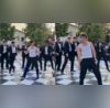 Dance Video Viral अमेरिकी दूल्हे ने बॉलीवुड सॉन्ग धूम पर धमाकेदार डांस कर दुल्हन को चौंकाया ऋतिक रोशन ने किया रिएक्ट
