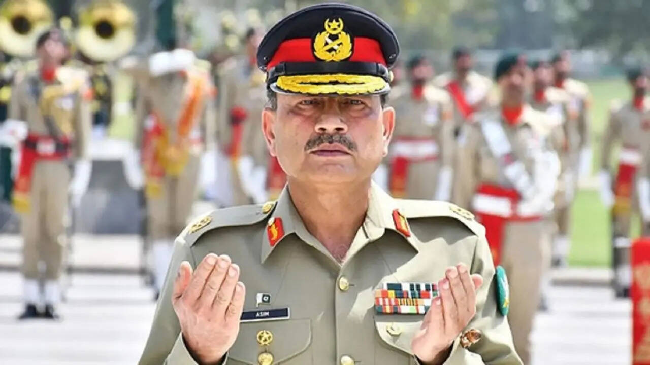 asim munir
