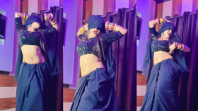 Dance Video भोजपुरी गाने पर देसी भाभी का मदहोश करने वाला डांस स्वैग देखकर हो जाएंगे जबरा फैन