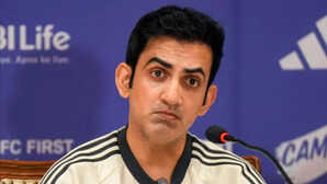 Gautam Gambhir Returns India इंग्लैंड दौरे से पहले टीम इंडिया के लिए बुरी खबर अचानक भारत लौटे कोच गंभीर- रिपोर्ट