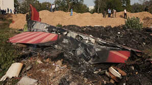 Air India Plane Crash इमारत की छत से मिला AI-171 का ब्लैक बॉक्स पूर्व CM विजय रूपाणी सहित गई थी 241 लोगों की जान