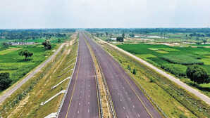 Gorakhpur Link Expressway अब 17 जून को नहीं खुलेगा गोरखपुर-लिंक एक्सप्रेसवे जानें उद्घाटन की नई तारीख