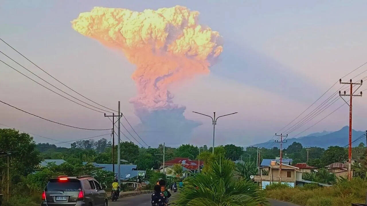 Indonesia Volcano