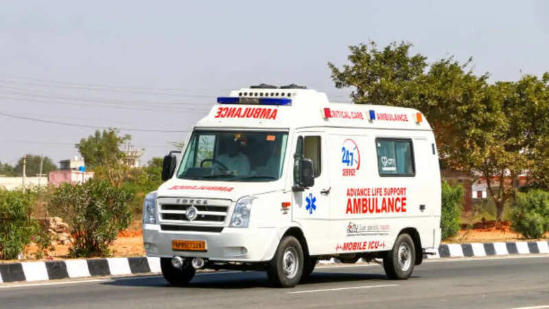 ambulance (1)