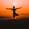 Yoga Day 2025 नई-नई की है योग करने की शुरुआत तो गांठ बांध लें सुरक्षा के ये 5 नियम फायदे से ज्यादा हो जाएगा नुकसान