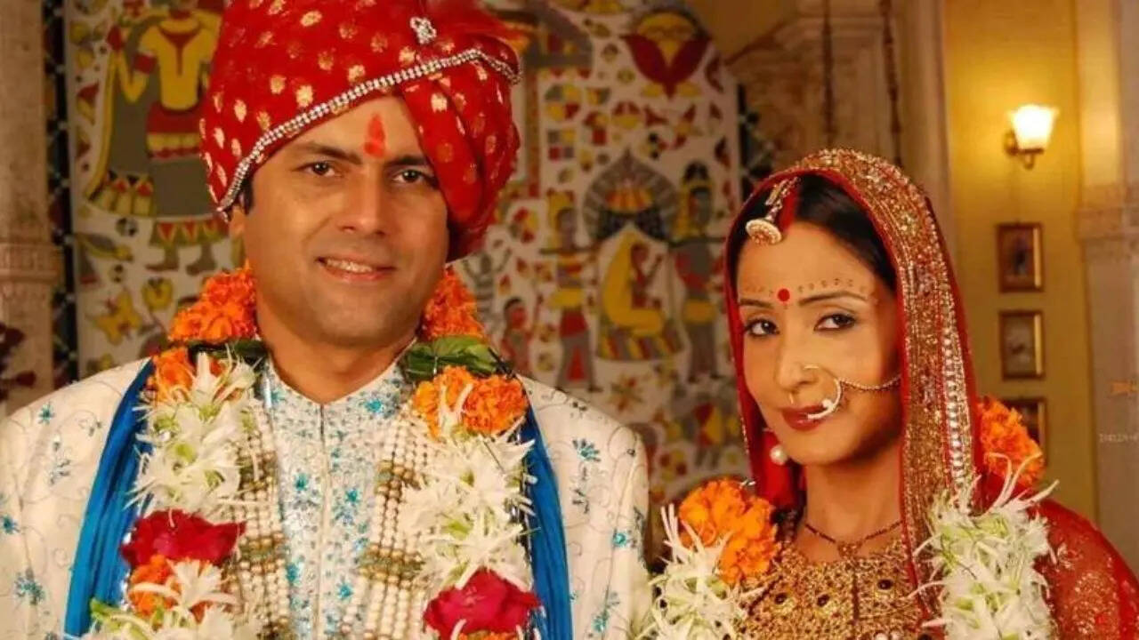 Lata Sabarwal y Sanjeev Seth han sido separados