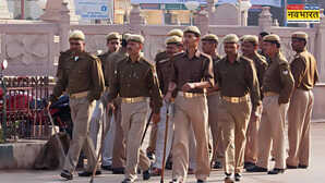 नोएडा पुलिस में बड़ा फेरबदल लापरवाह अफसरों पर गिरी गाज कमिश्नर ने कसी सख्ती की लगाम