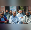 ओडिशा बेटी ने जाति से बाहर की शादी को घर वालों ने मुंडवा लिया सिर
