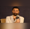 Exclusive डिस्लेक्सिया से जूझने पर सनी देओल का बड़ा खुलासा स्क्रिप्ट पढ़ने में आती थी दिक्कत