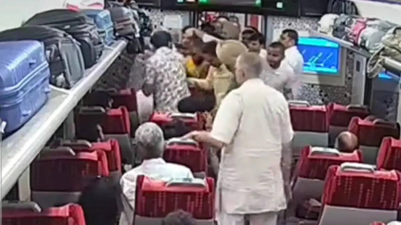 vande bharat train incident