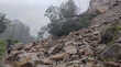 Chamoli Landslide चमोली में भारी बारिश के कारण लैंडस्लाइड नंदप्रयाग नंदानगर सड़क पर आया मलबा टूटा सैकड़ों गांवों का संपर्क