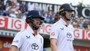 England Squad टीम इंडिया की बढ़ी मुश्किल इंग्लैंड टीम में 4 साल बाद हुई इस खतरनाक गेंदबाज की एंट्री