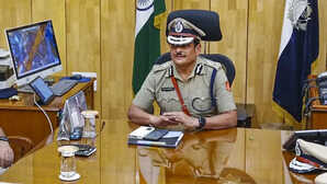 Kolkata Gang Rape कोलकाता गैंगरेप की जांच अब SIT के हवाले पांच सदस्यीय टीम का गठन
