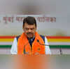 हिंदी-मराठी विवाद बैकफुट पर आई महाराष्ट्र सरकार त्रिभाषा नीति पर जारी आदेश को किया रद्द