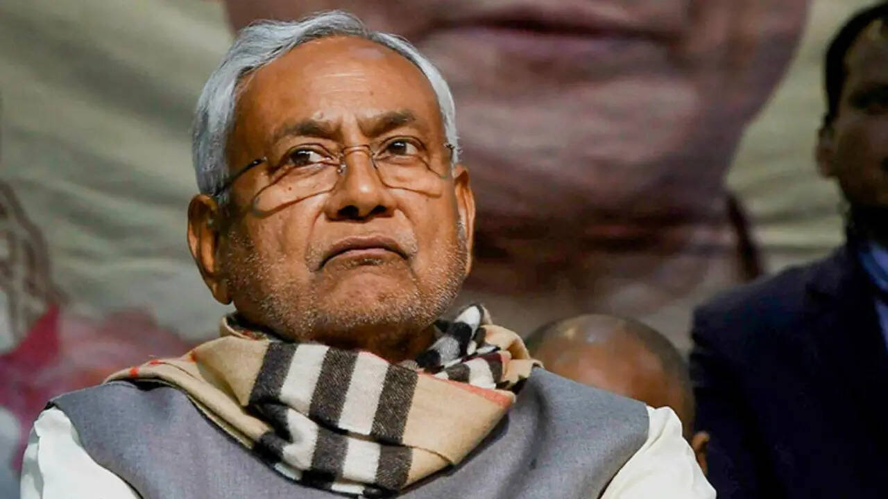 Nitish Kumar convocó una reunión sobre el asesinato de Khemka
