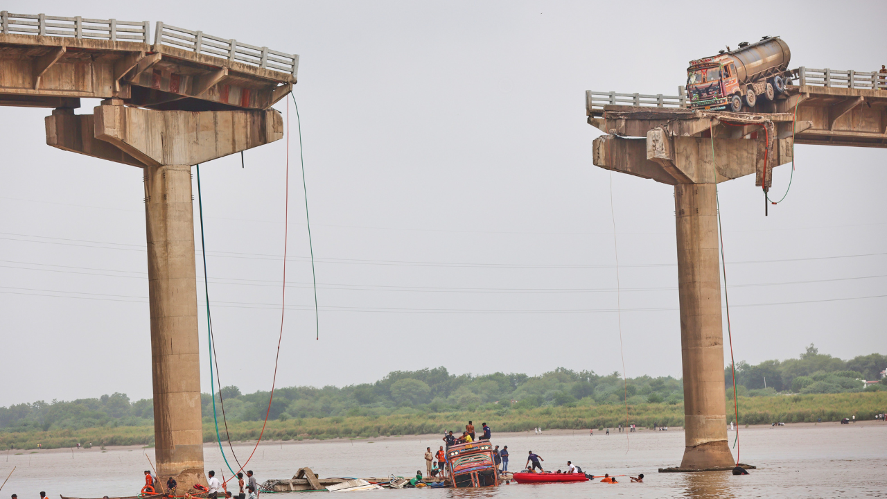 Colapso del puente de jojarat