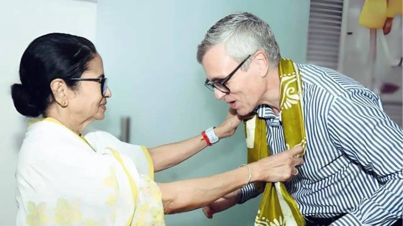 Mamata Banerjee Omar Abdullah