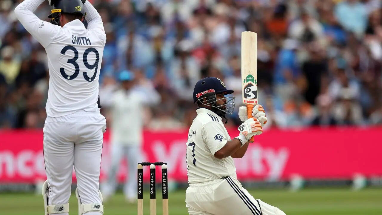 rishabh pant test ap (1)