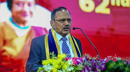 'भारत को नुकसान हुआ है तो फोटो दिखाइए', ऑपरेशन सिंदूर पर सवाल उठाने वाले विदेशी मीडिया को NSA डोभाल की चुनौती