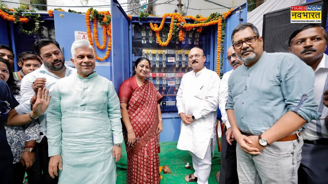 Underground wiring project in Delhi