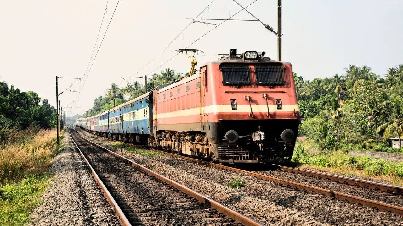 Devotees Demand Special Train to Deoghar