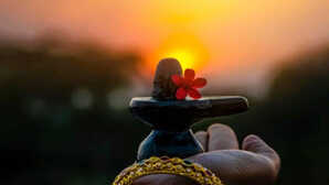 Sawan Somvar Sanskrit Wishes इन संस्कृत कोट्स श्लोक के साथ अपनों को दें सावन के पहले सोमवार की शुभकामनाएं भेजें ये मंत्र ग्रीटिंग्स संस्कृत में
