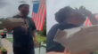 Video डिलीवरी ब्वॉय बिजली की चपेट में आने से बाल-बाल बचा हैरान कर देने वाला वीडियो वायरल