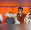 राज ठाकरे के खिलाफ सुप्रीम कोर्ट में जनहित याचिका गैर-मराठी नागरिकों पर हमलों को लेकर कार्रवाई की मांग