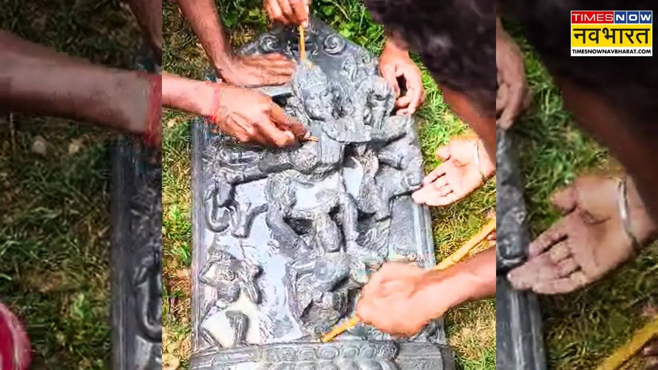 Ancient Idol of Maa Kali found in the field
