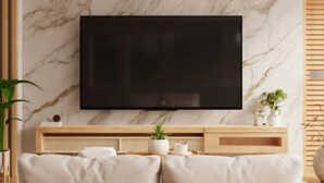 Sale में खरीदना है बेस्ट Smart TV तो पहले जान लें LED OLED QLED और AMOLED डिस्प्ले में अंतर
